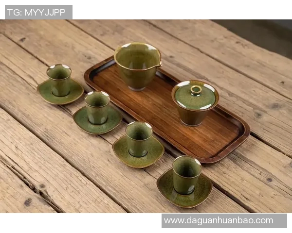 茶具之美：探索古今茶器的文化传承与艺术价值